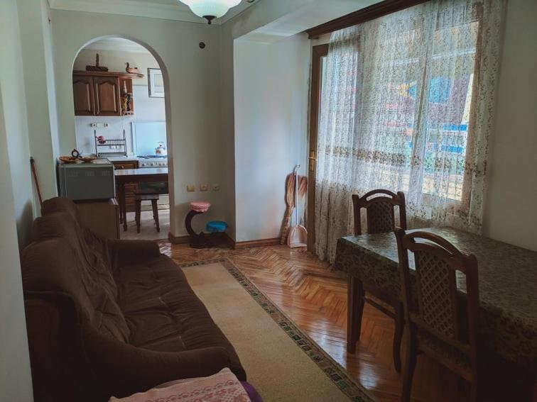 Giorgis Home Батуми Экстерьер фото